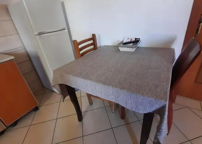 Crew 2 * تيرانا